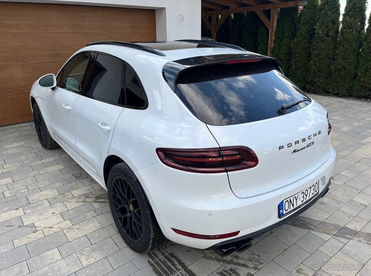 2016 Porsche MACAN - 8