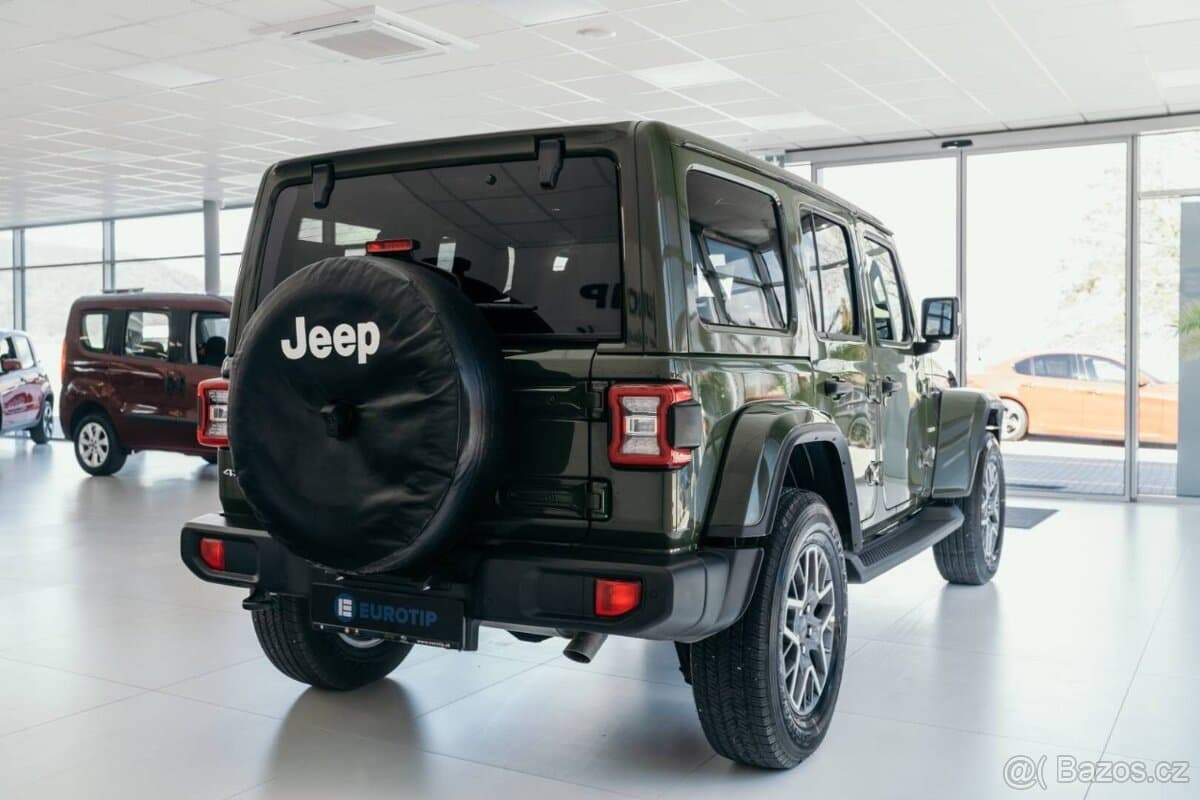 2022 Jeep WRANGLER - 8