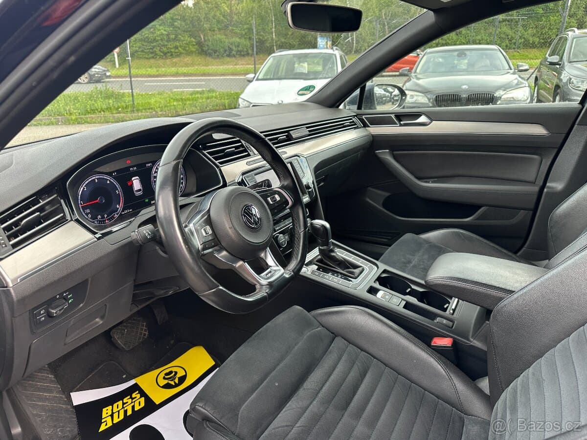 2015 Volkswagen PASSAT - 8