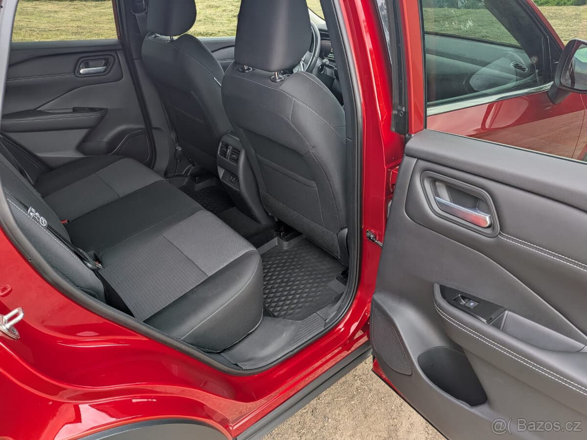 Nissan QASHQAI - 8