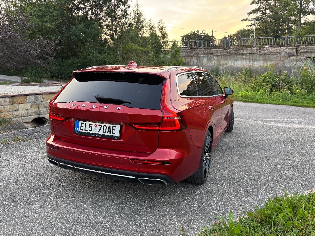 2020 Volvo V60 - 8