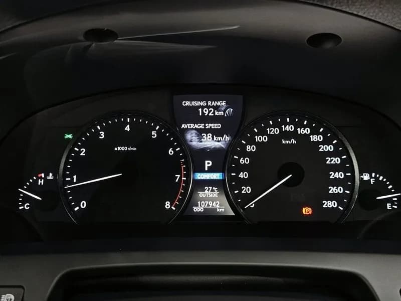 2015 Lexus LS - 8