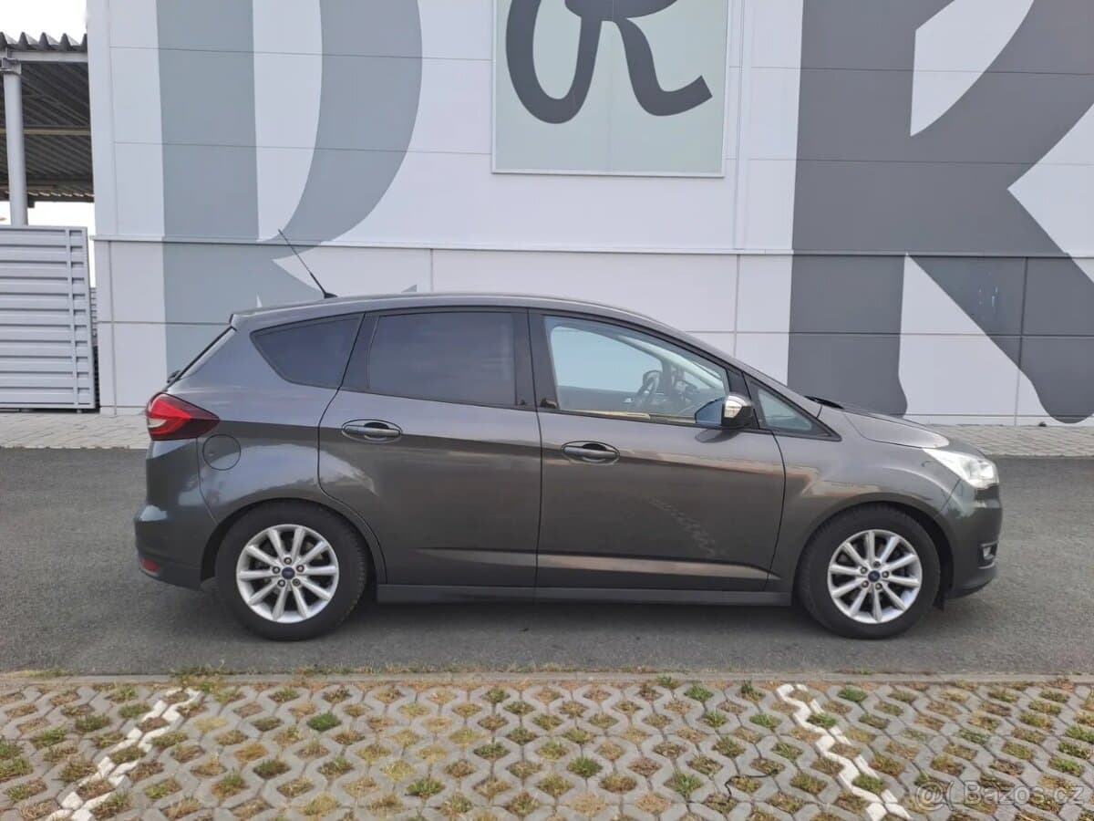 2015 Ford C-MAX - 8