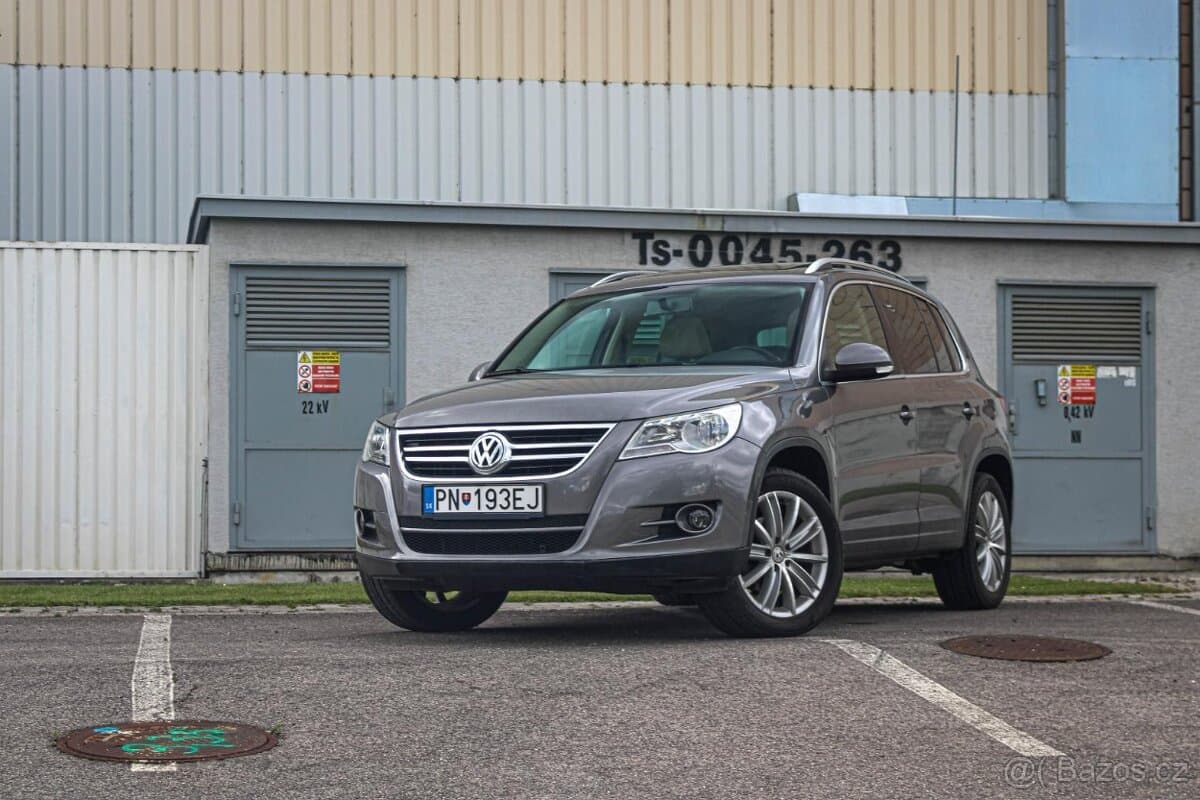 2010 Volkswagen TIGUAN - 8