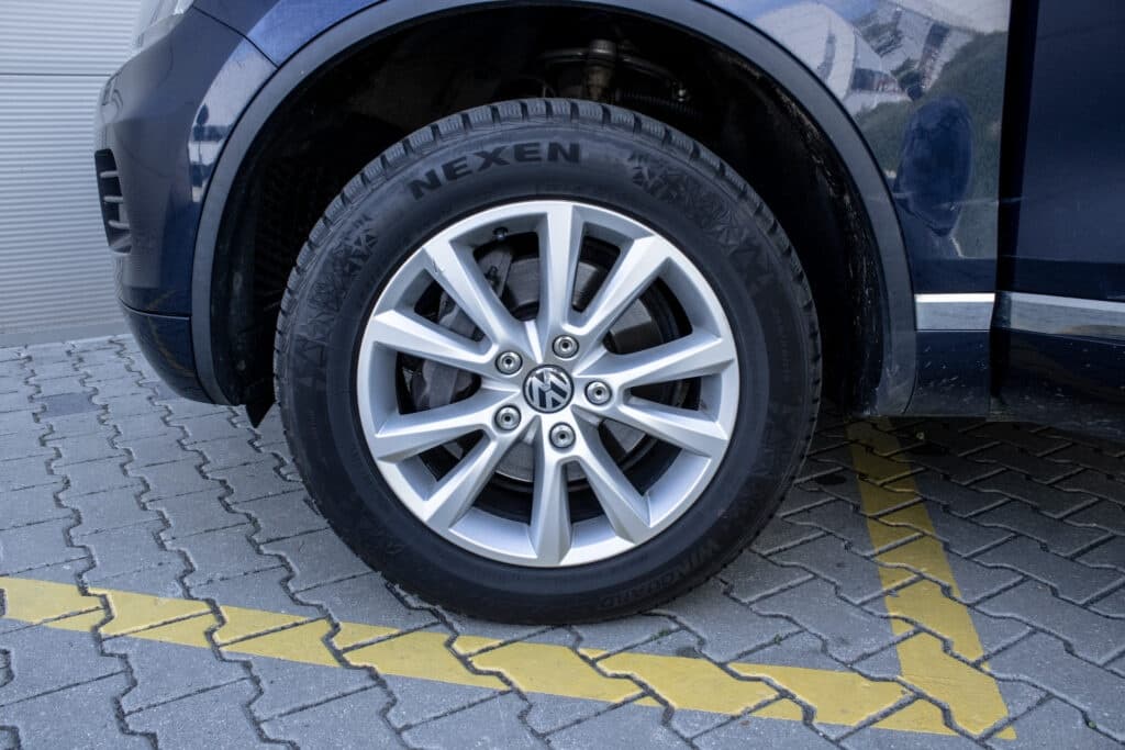 2013 Volkswagen TOUAREG - 8