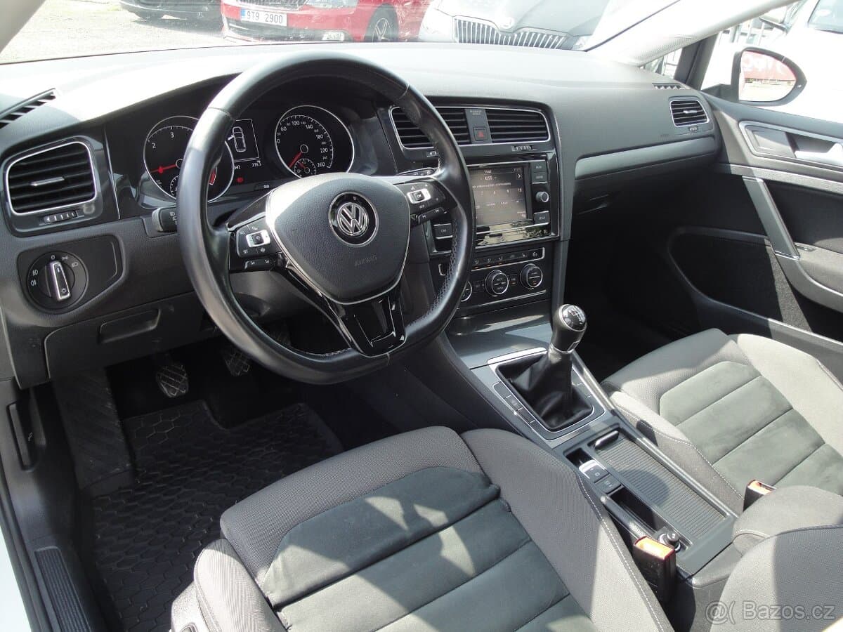 2019 Volkswagen GOLF - 8