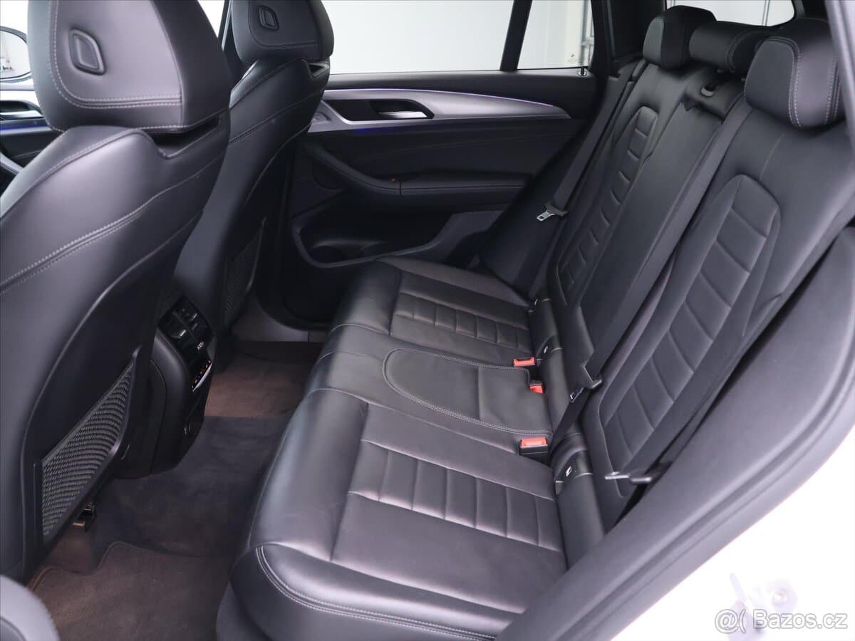 2018 BMW X3 - 8
