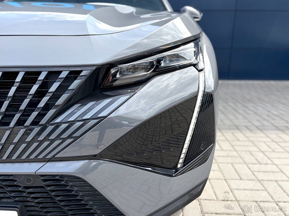 2025 Peugeot 408 - 8