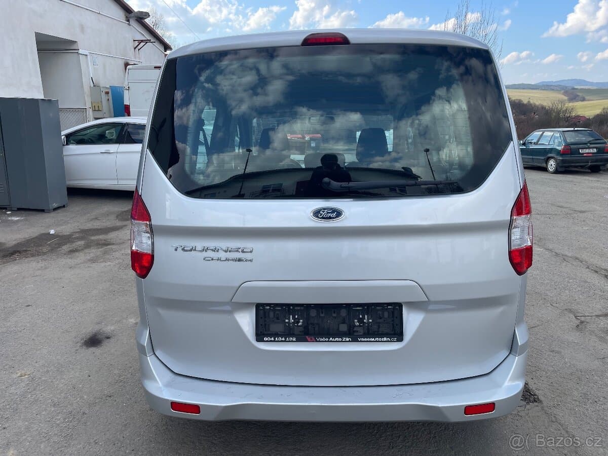2015 Ford TOURNEO - 8