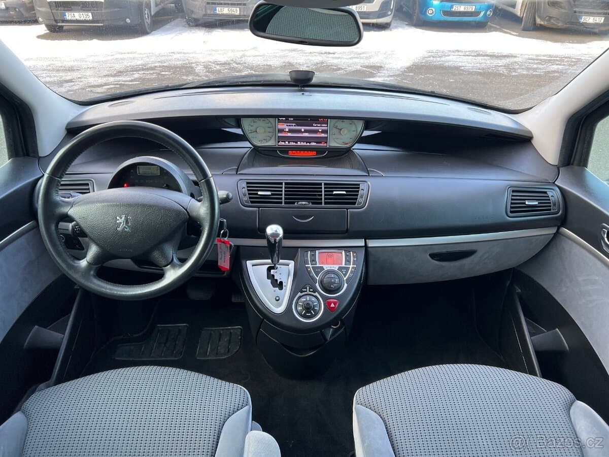 2011 Peugeot 807 - 8
