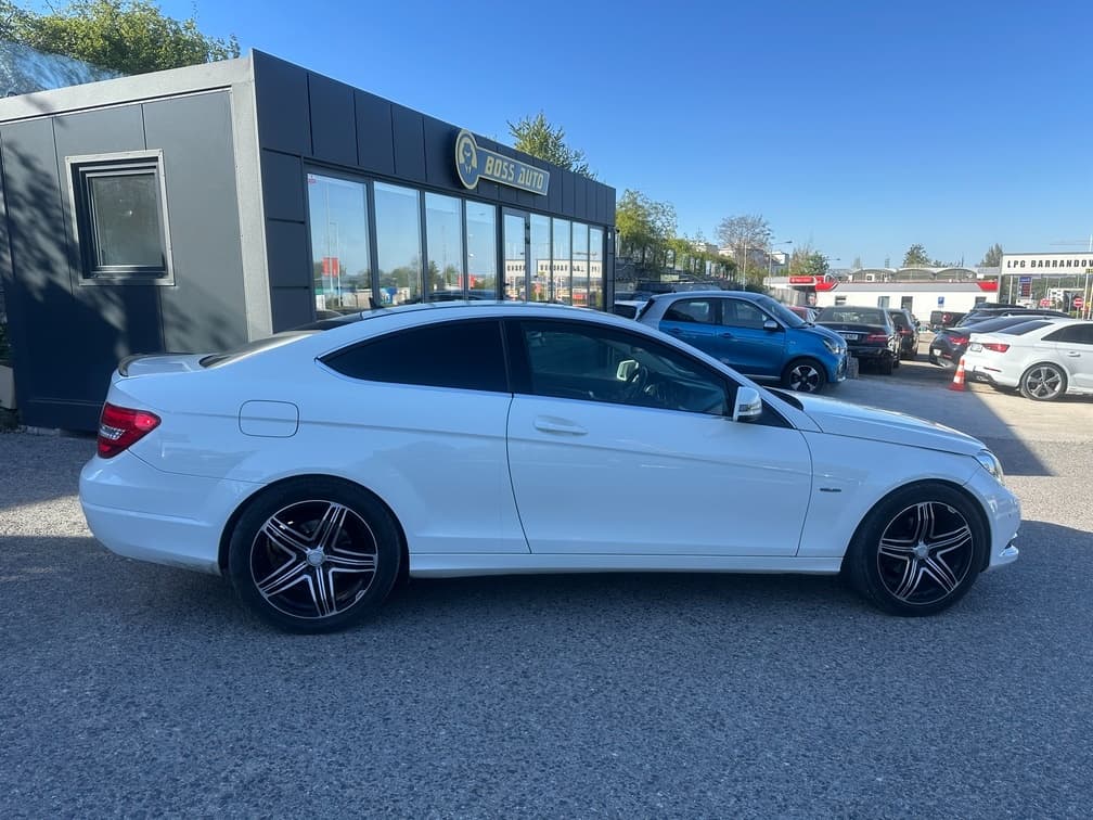 2011 Mercedes-Benz OSTATNÍ - 8