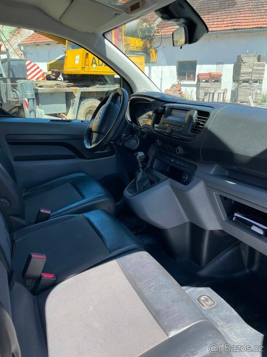 2021 Toyota PROACE - 8