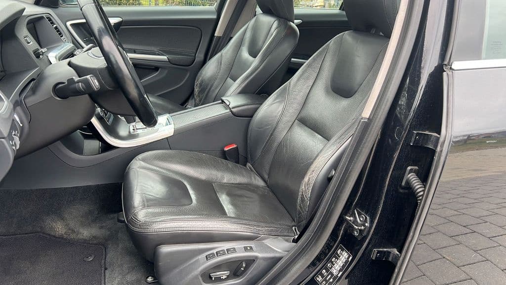 2012 Volvo V60 - 8