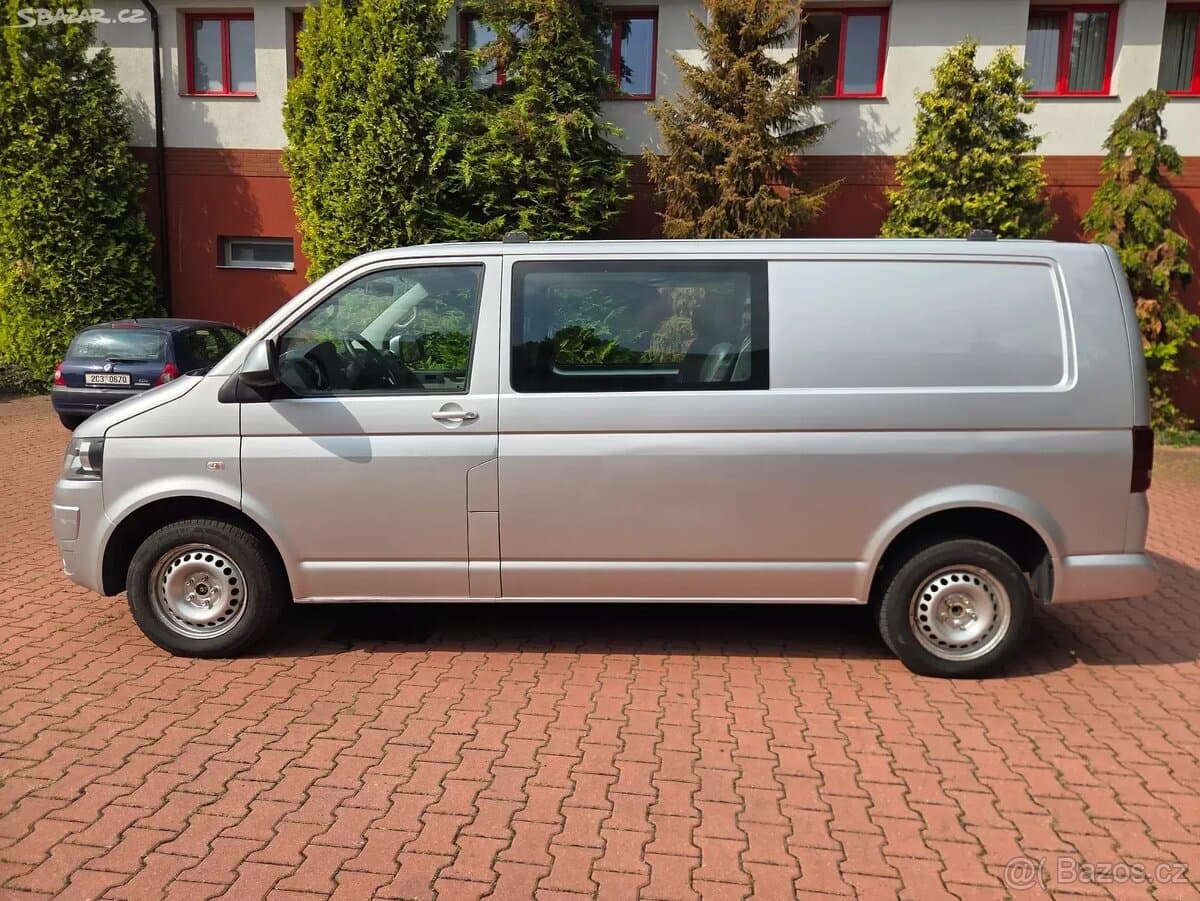 2011 Volkswagen TRANSPORTER - 8