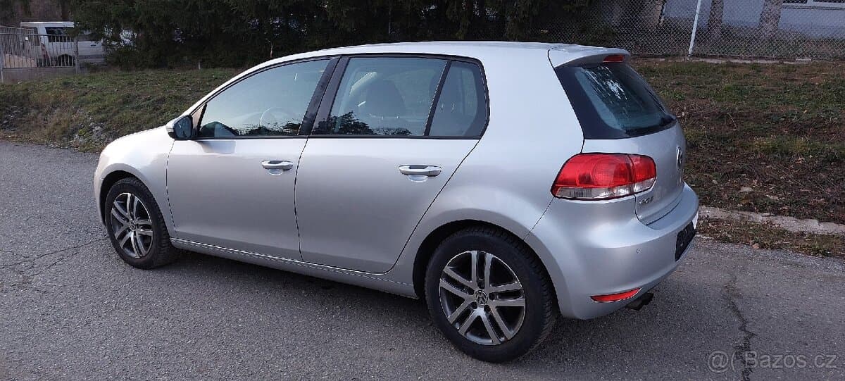2009 Volkswagen GOLF - 8