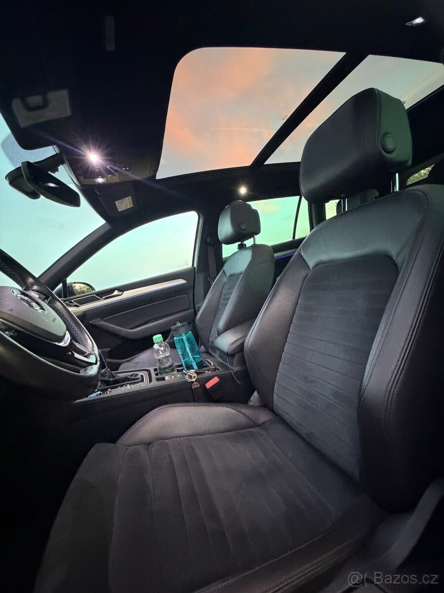 2016 Volkswagen PASSAT - 8