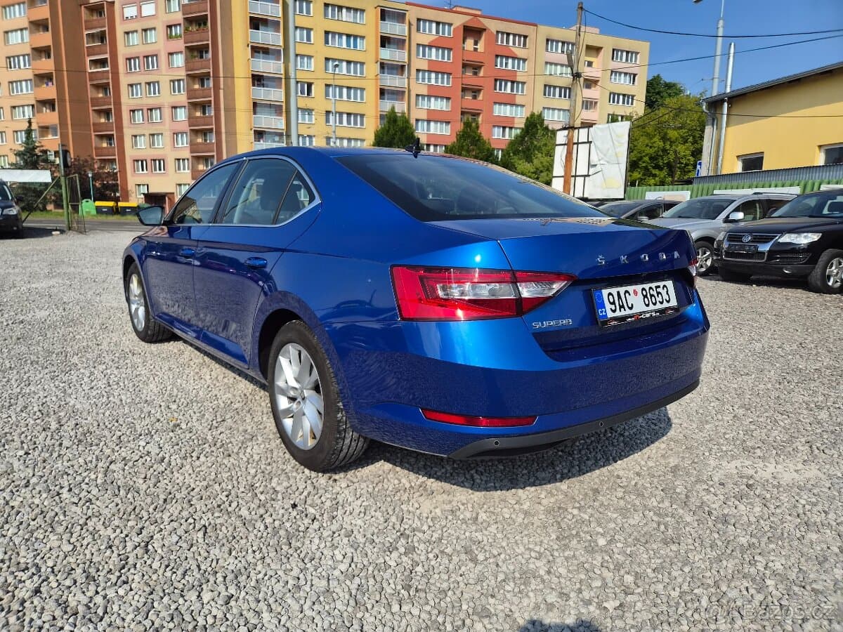 2022 Škoda SUPERB - 8