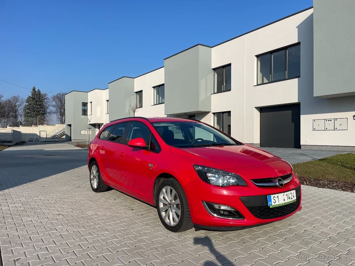 2013 Opel ASTRA - 8