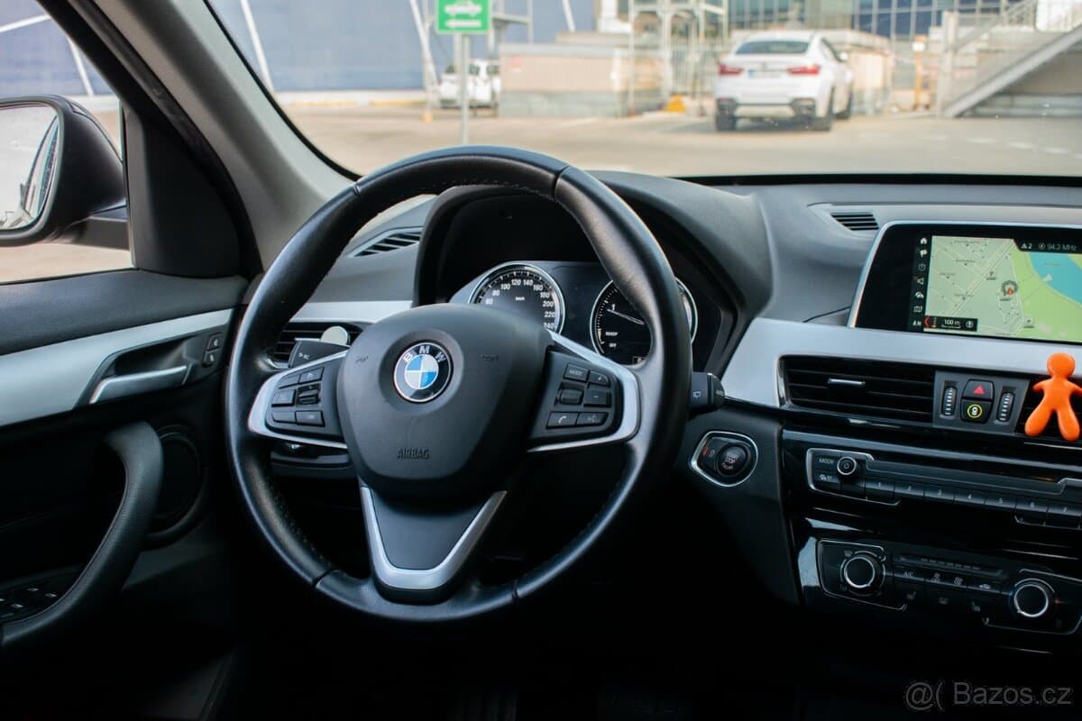 2018 BMW X1 - 8