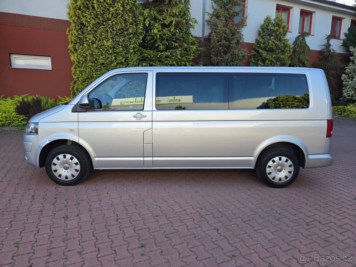 2011 Volkswagen CARAVELLE - 8