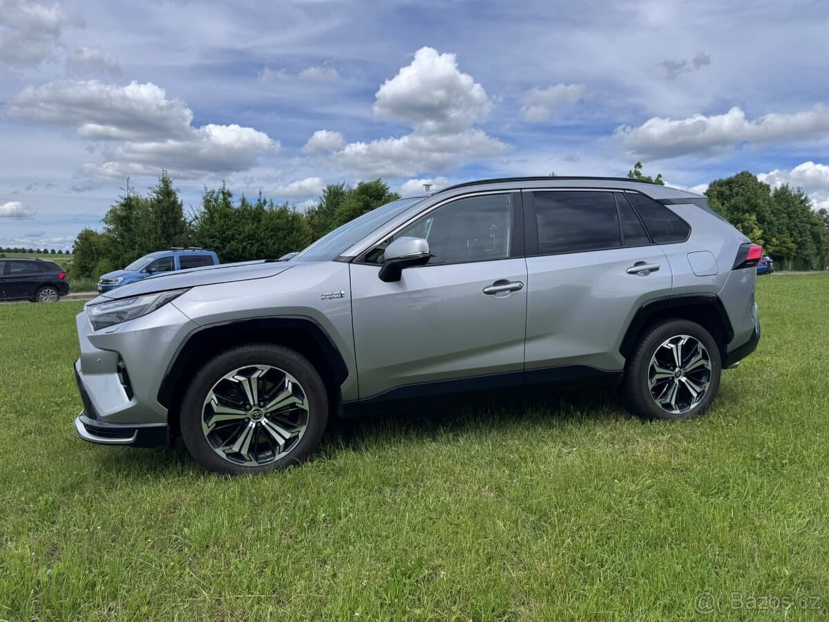 2022 Toyota RAV4 - 8