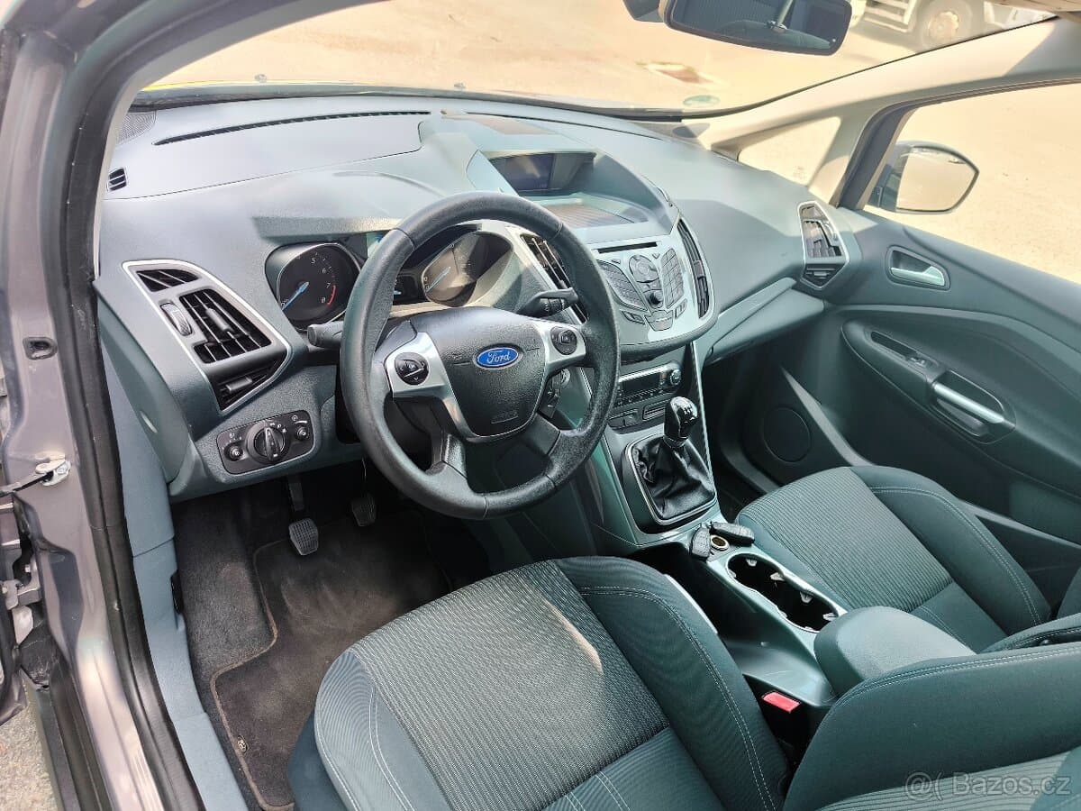 2012 Ford C-MAX - 8