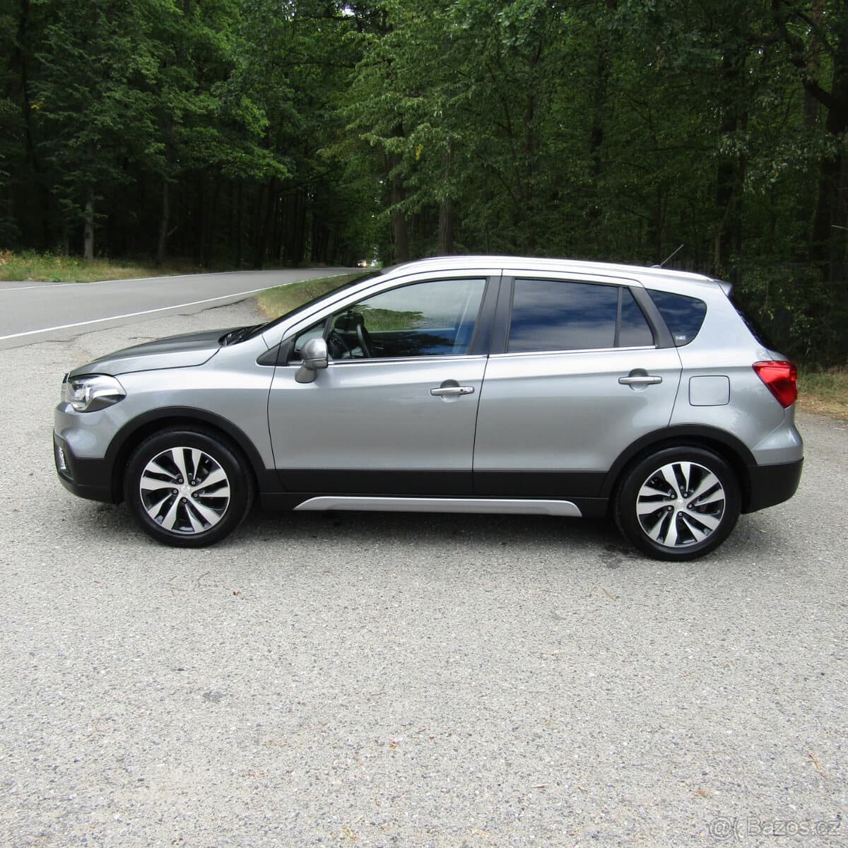 2019 Suzuki S-CROSS - 8