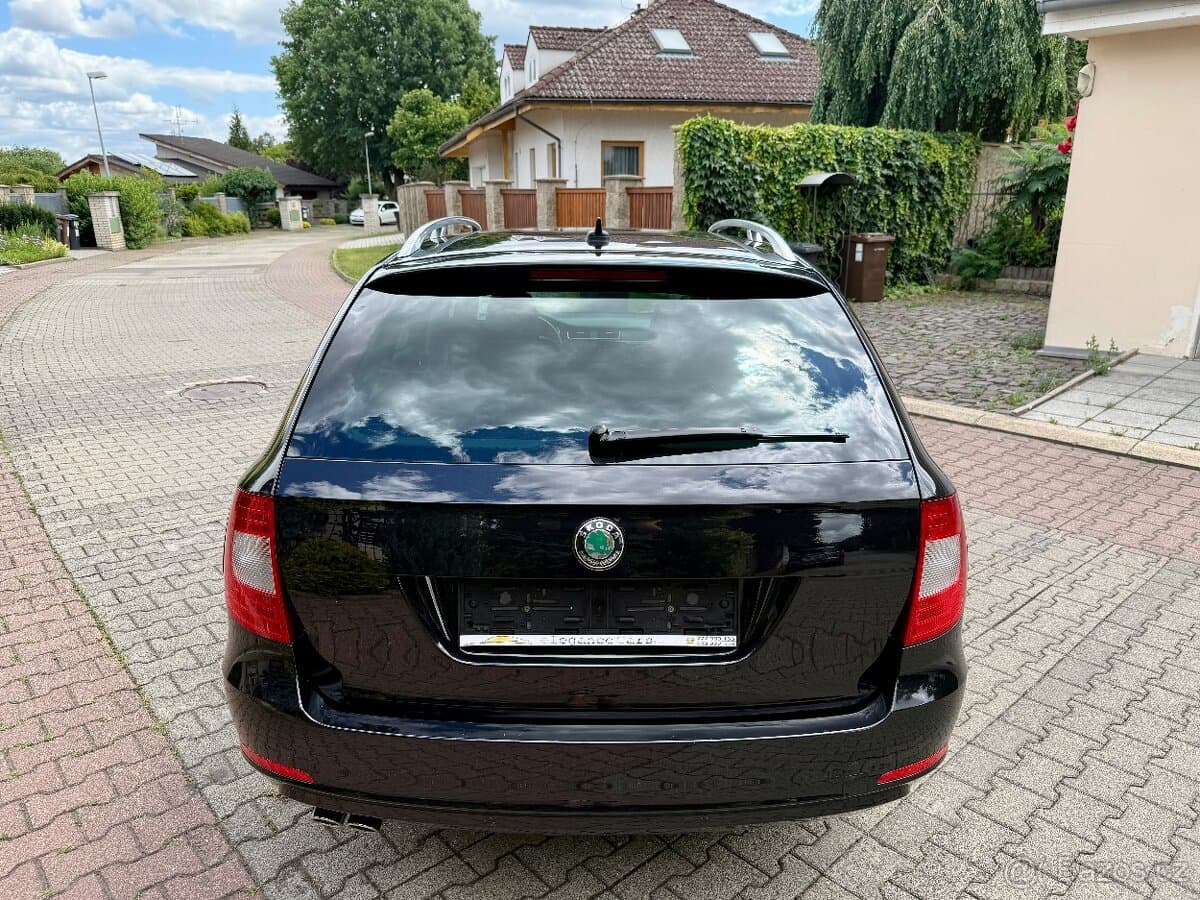 2012 Škoda SUPERB - 8