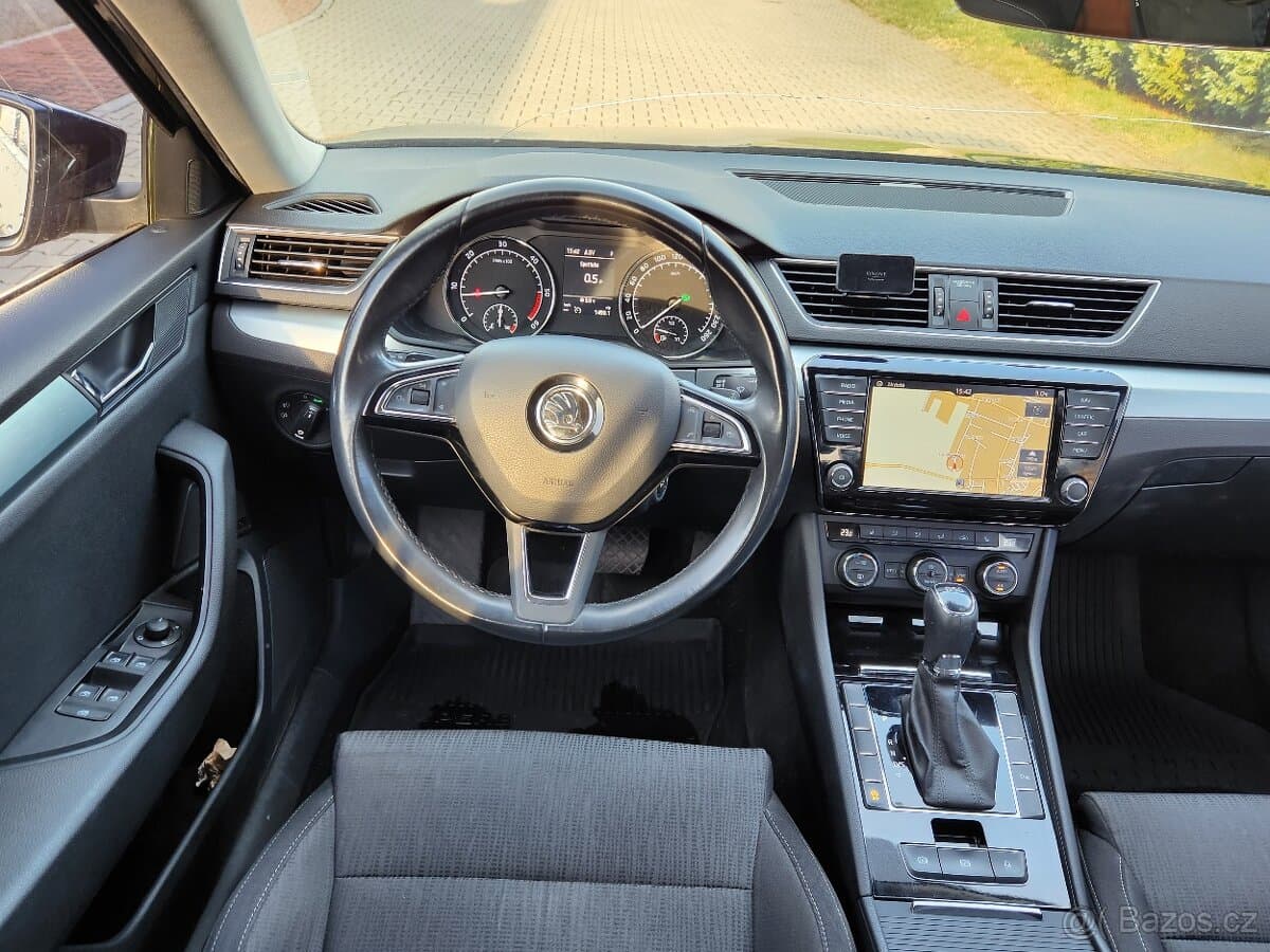 Škoda SUPERB - 8