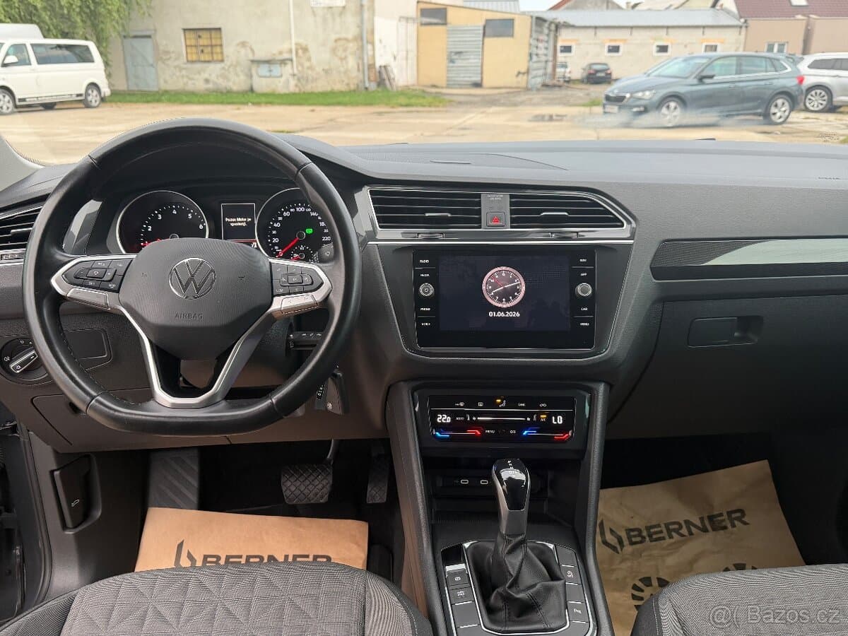 2021 Volkswagen TIGUAN - 8