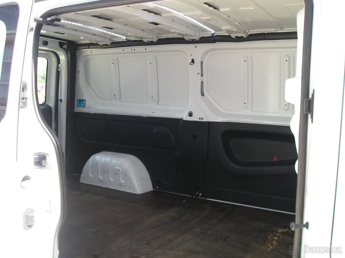 2018 Renault TRAFIC - 8