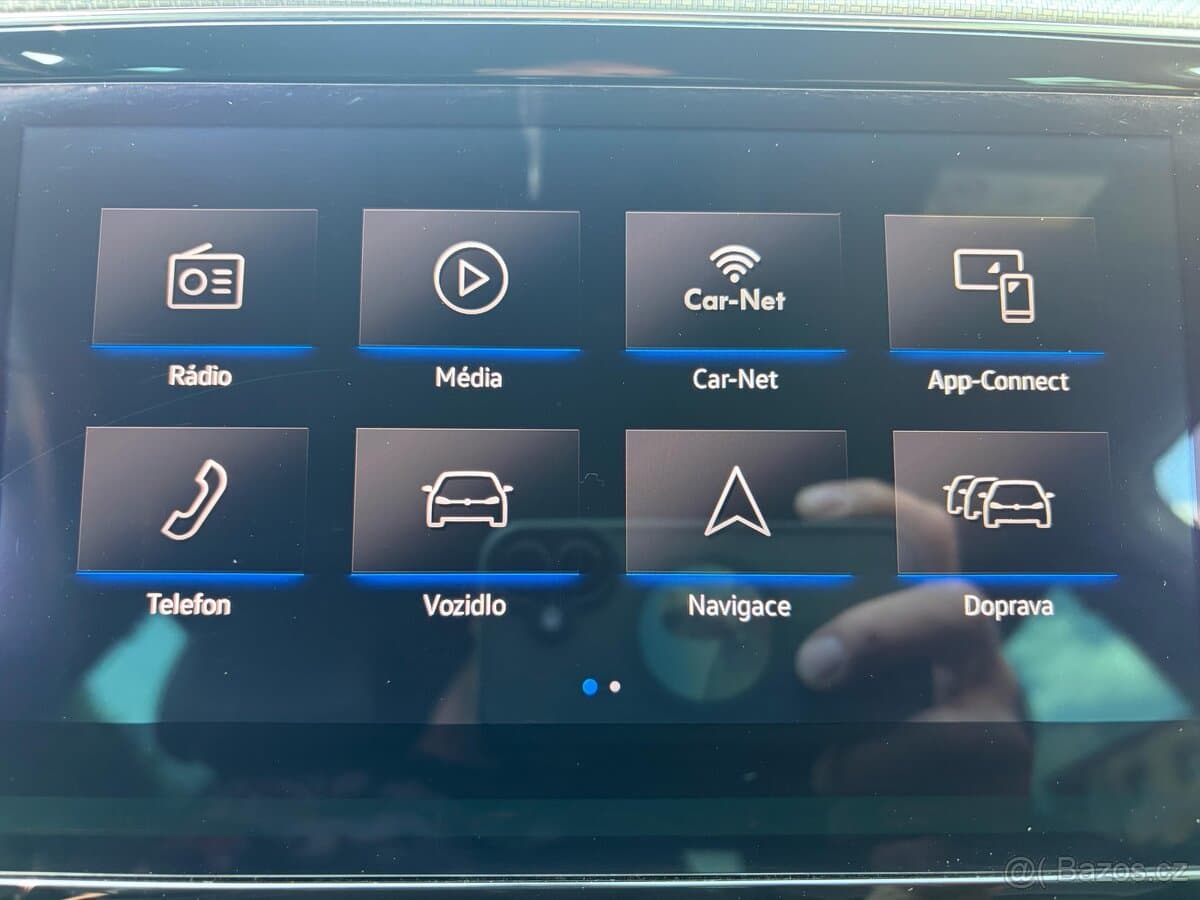 2018 Volkswagen PASSAT - 8