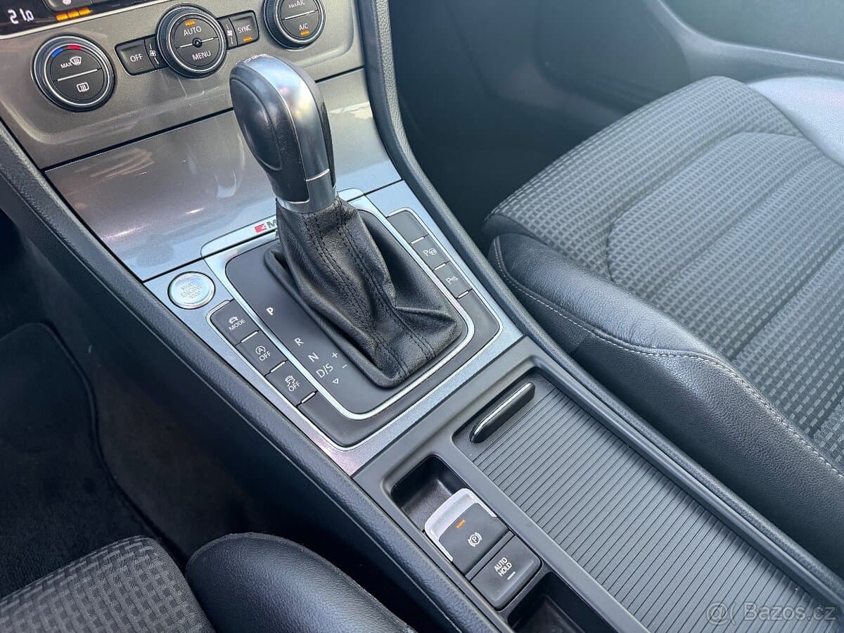 2015 Volkswagen GOLF - 8