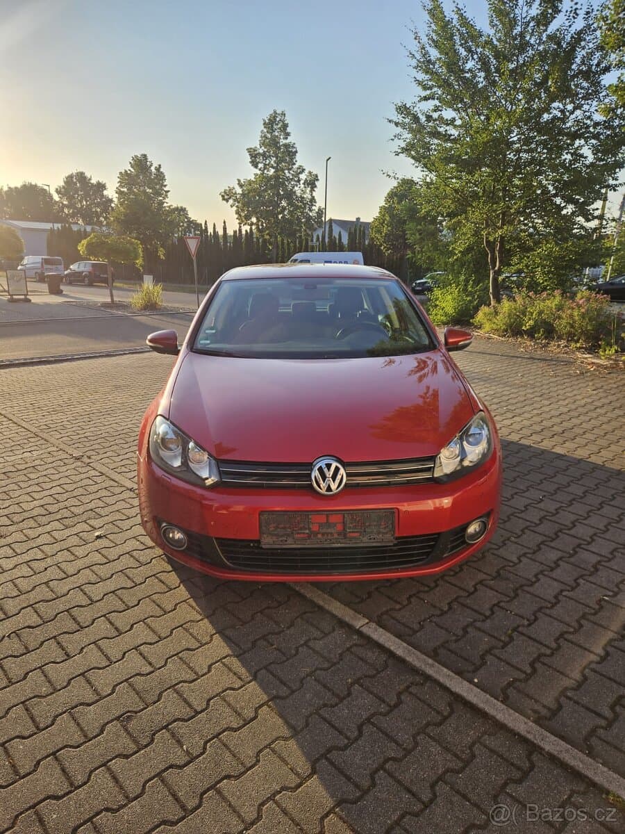 2010 Volkswagen GOLF - 8