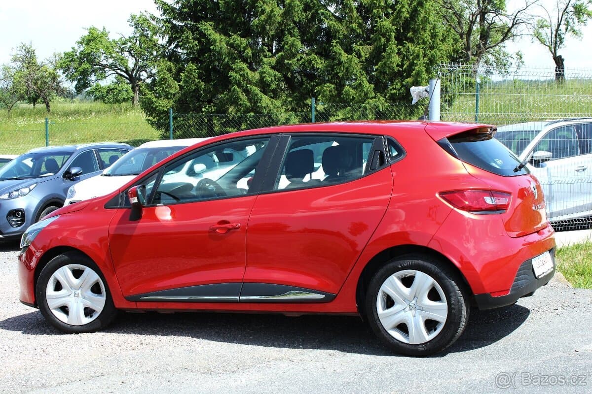 2015 Renault CLIO - 8