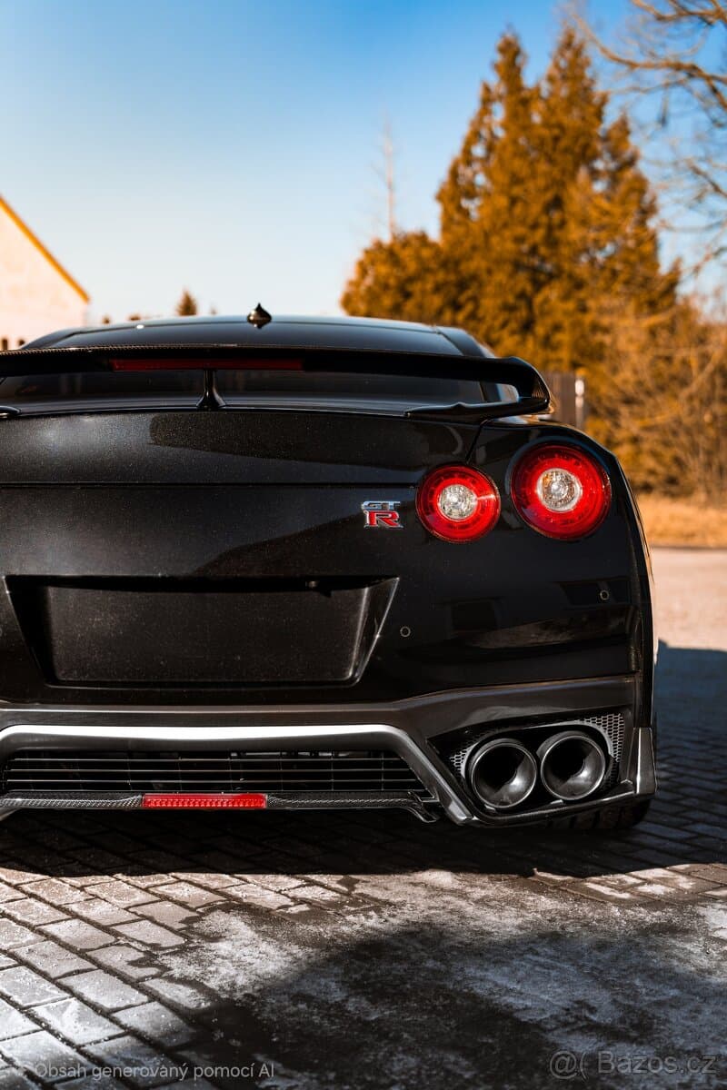 Nissan GT-R - 8