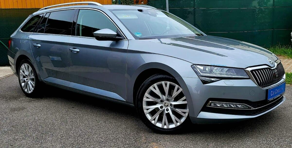 2020 Škoda SUPERB - 8