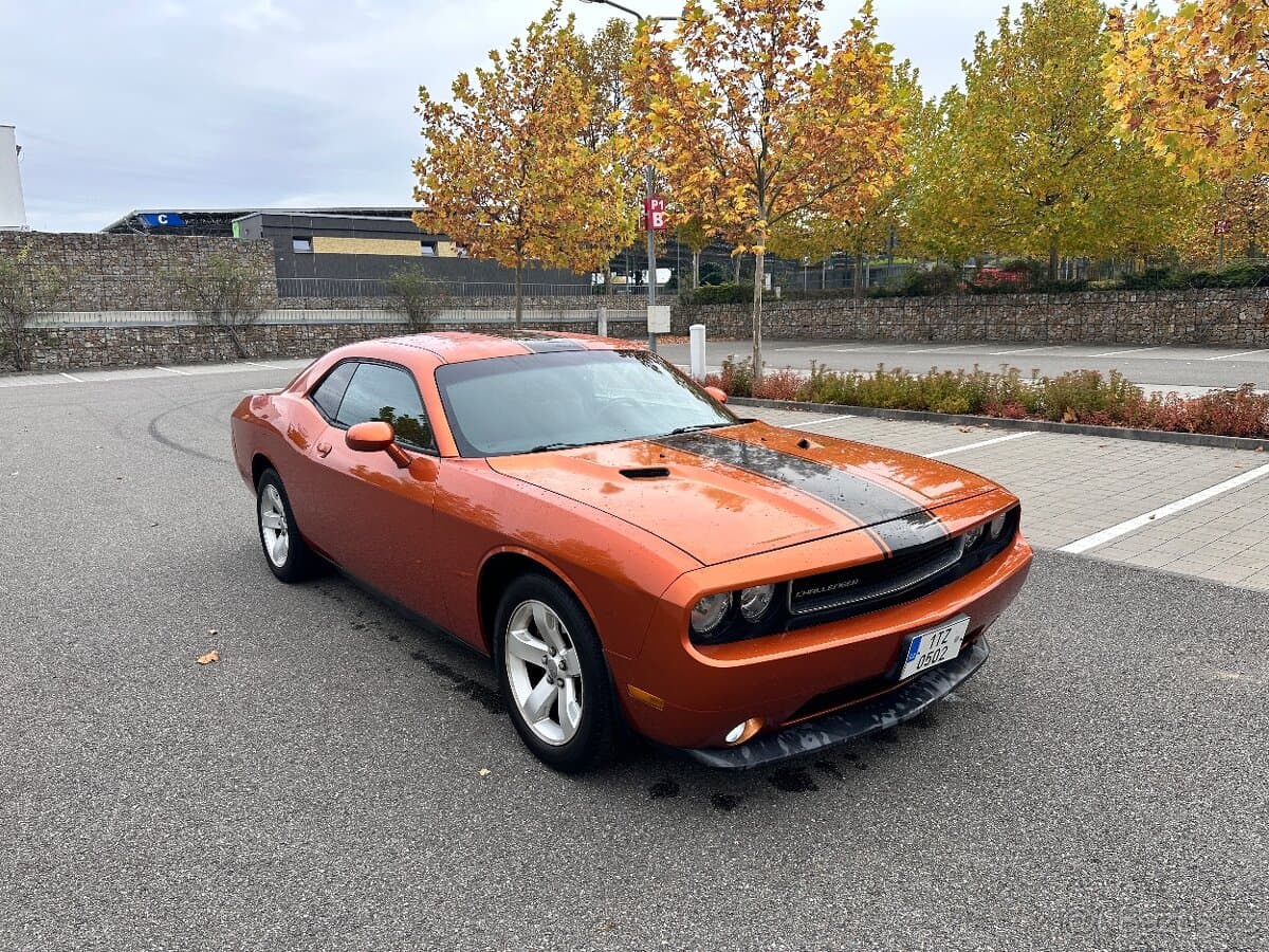 Dodge CHALLENGER - 8