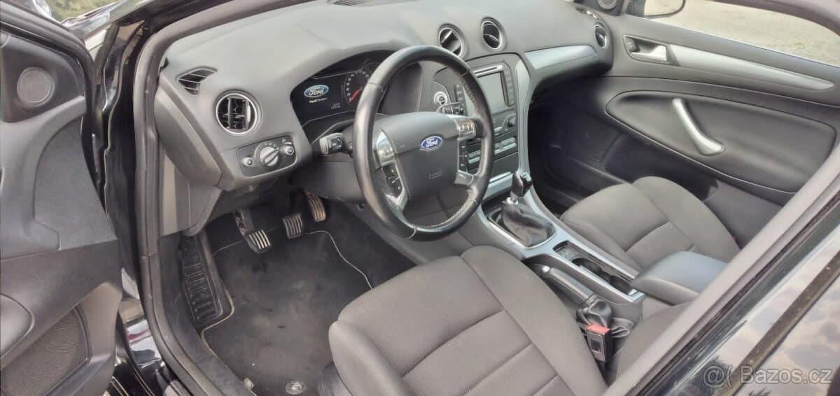 2012 Ford MONDEO - 8
