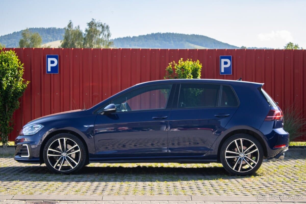 2018 Volkswagen GOLF - 8