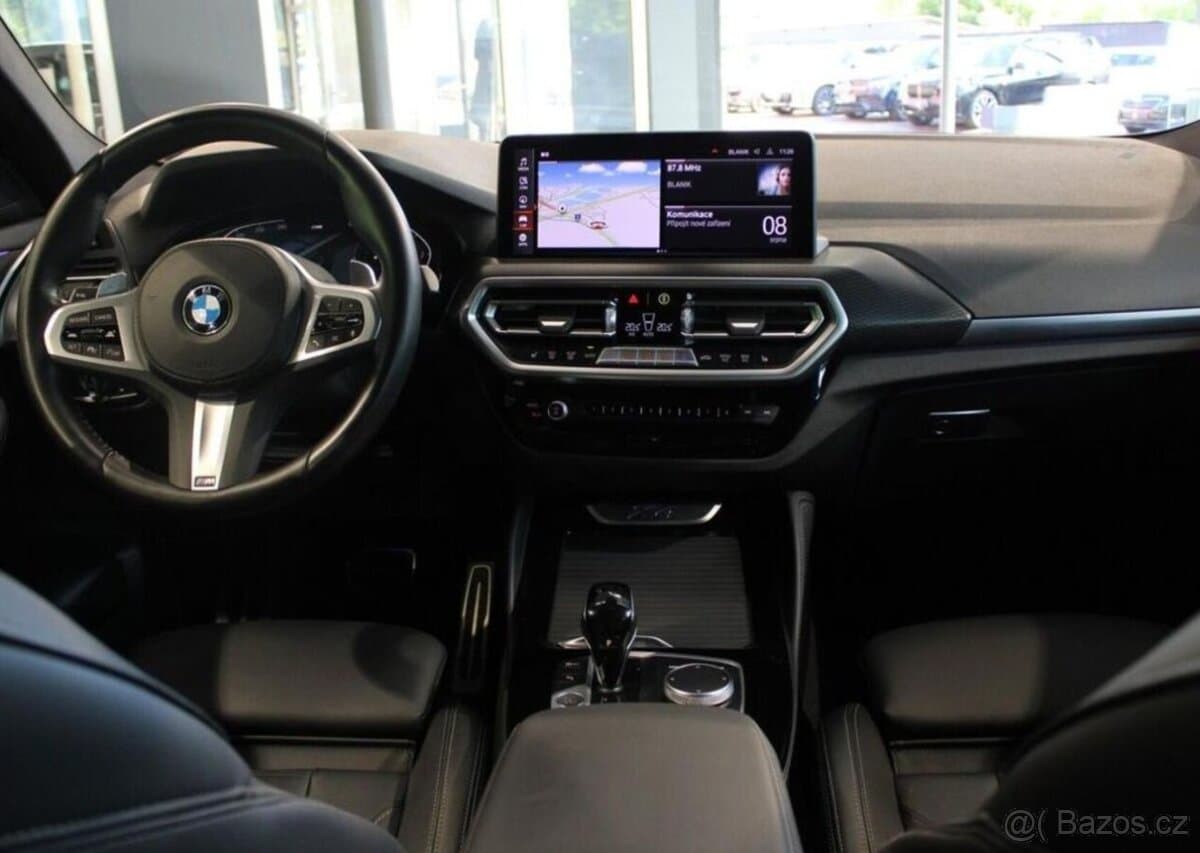 2024 BMW X4 - 8