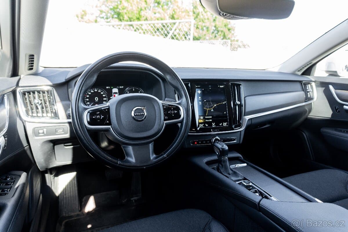 2020 Volvo V90 - 8