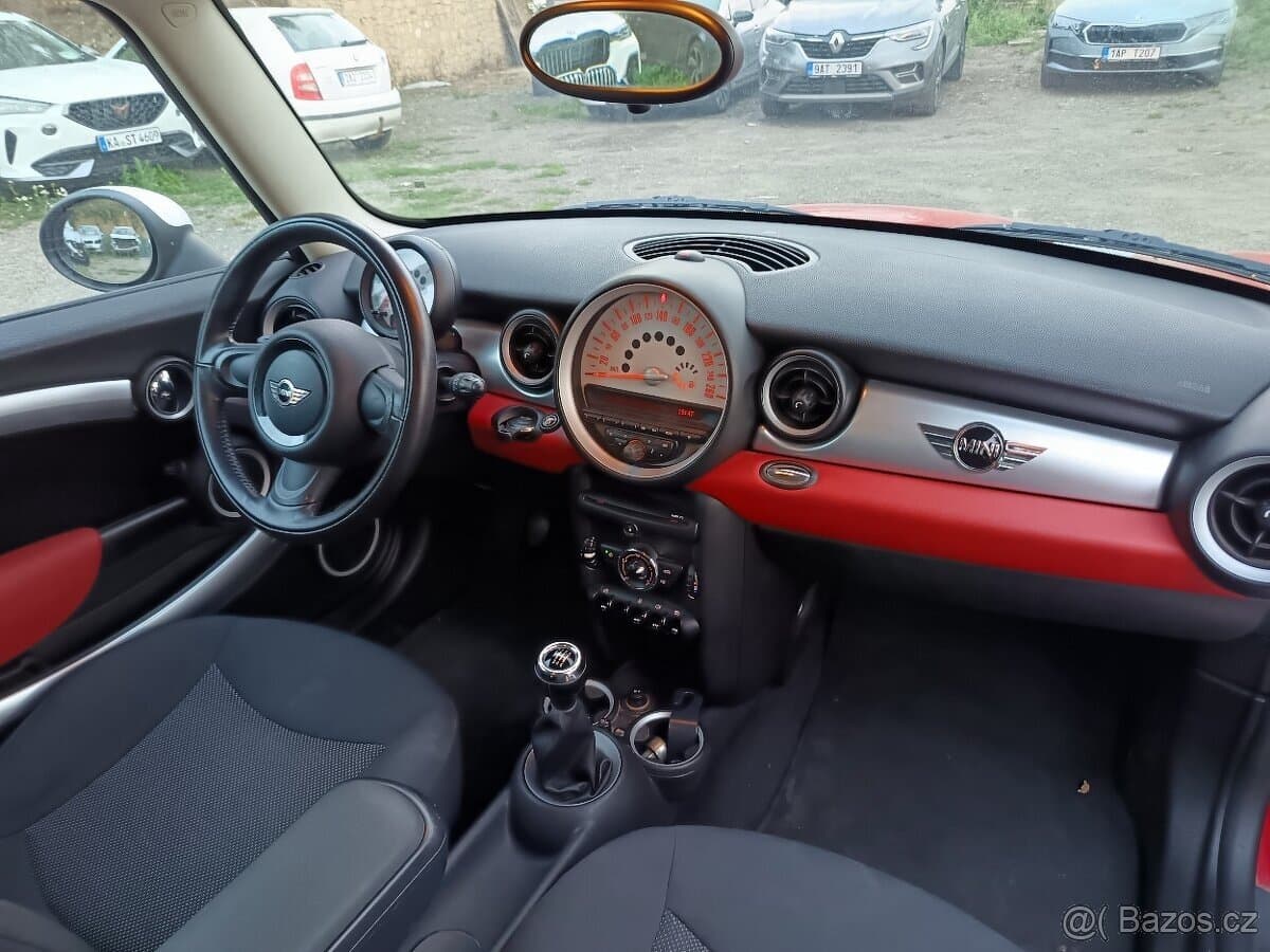 2011 Mini COOPER - 8