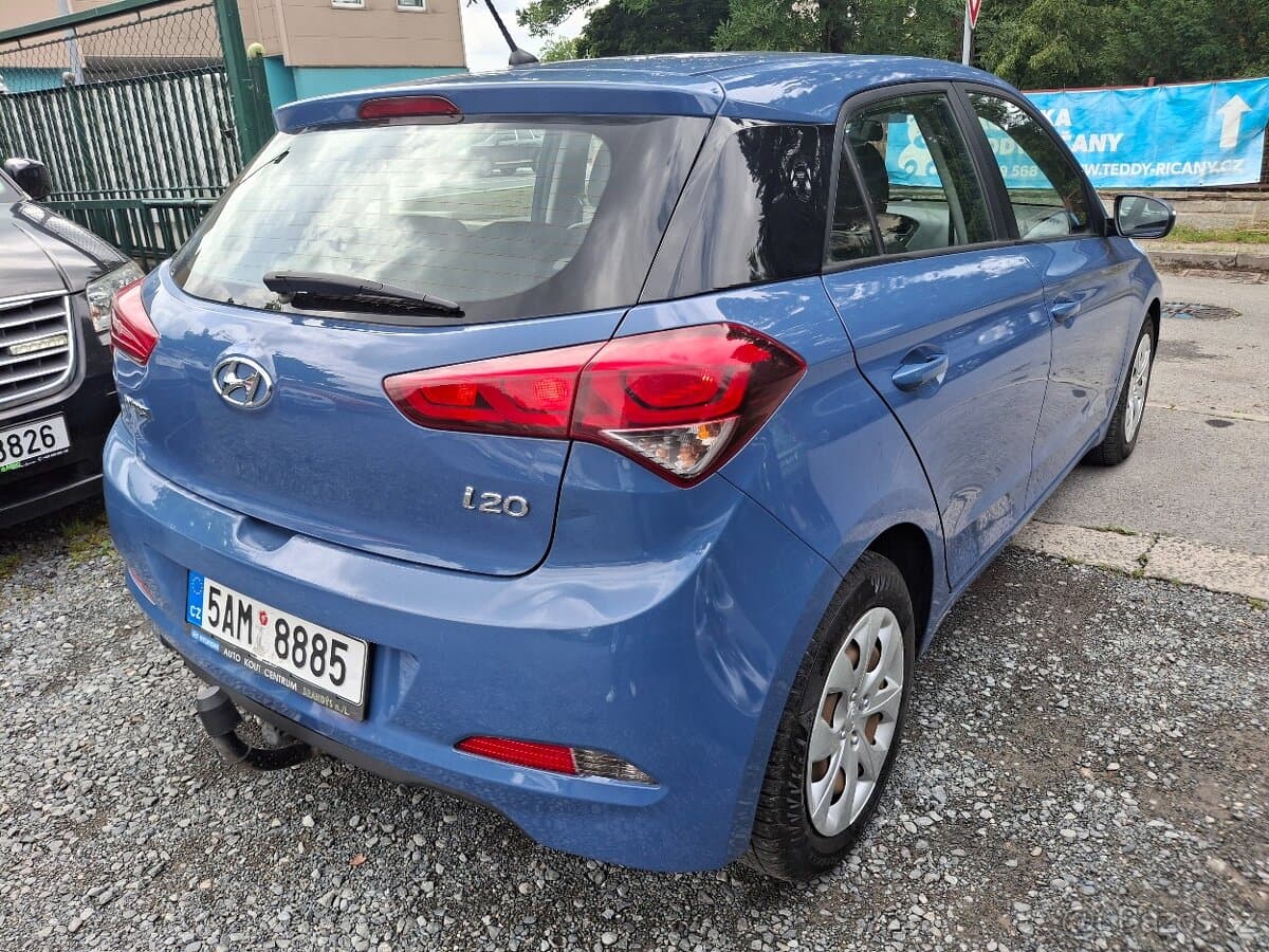 2016 Hyundai i20 - 8