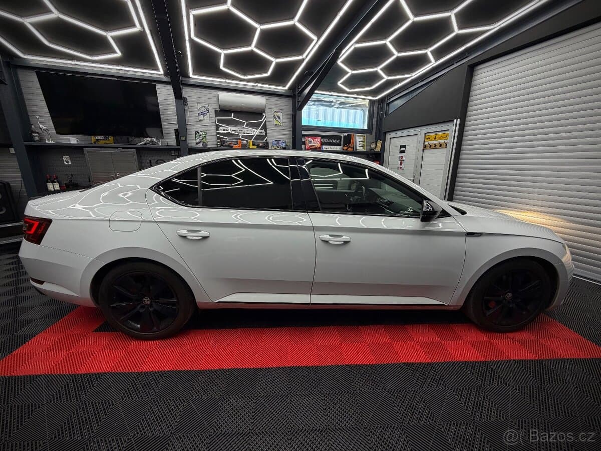 2019 Škoda SUPERB - 8