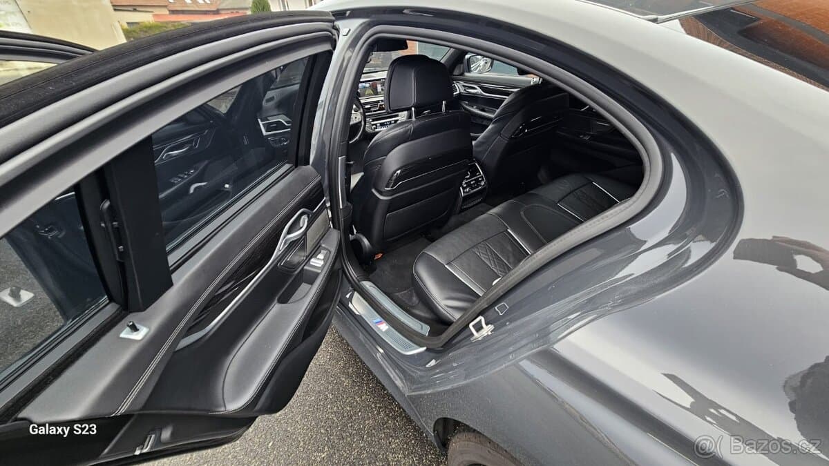 2019 BMW 7-SERIES - 8