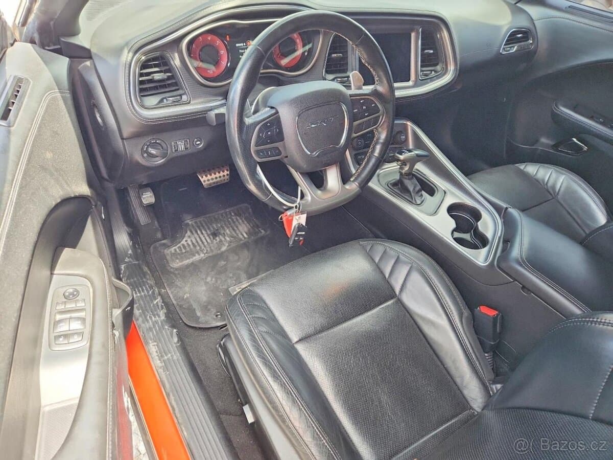 2020 Dodge CHALLENGER - 8