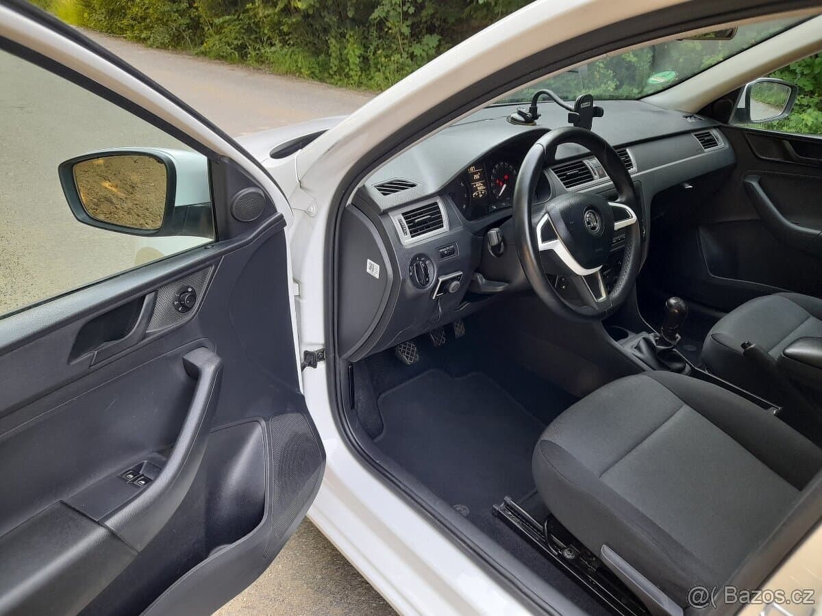 2015 Škoda RAPID - 8