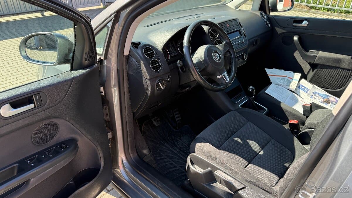 2013 Volkswagen GOLF - 8