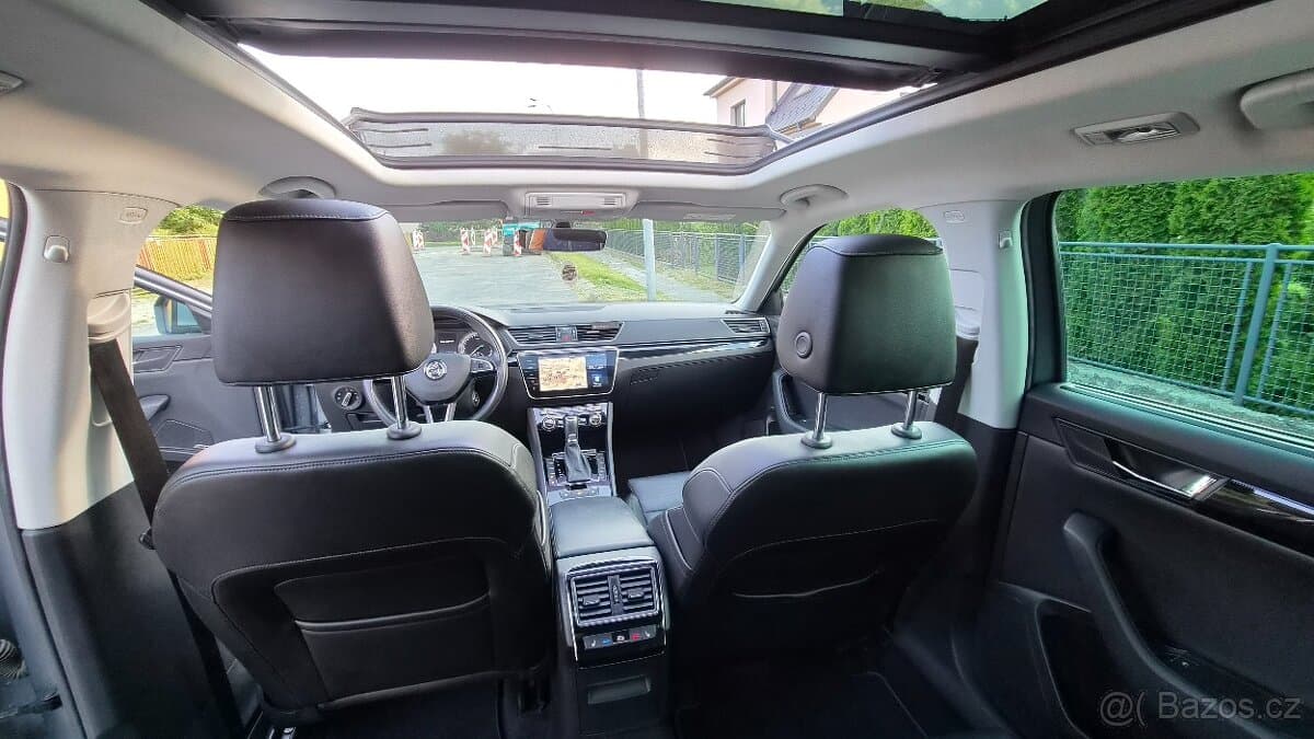 2018 Škoda SUPERB - 8